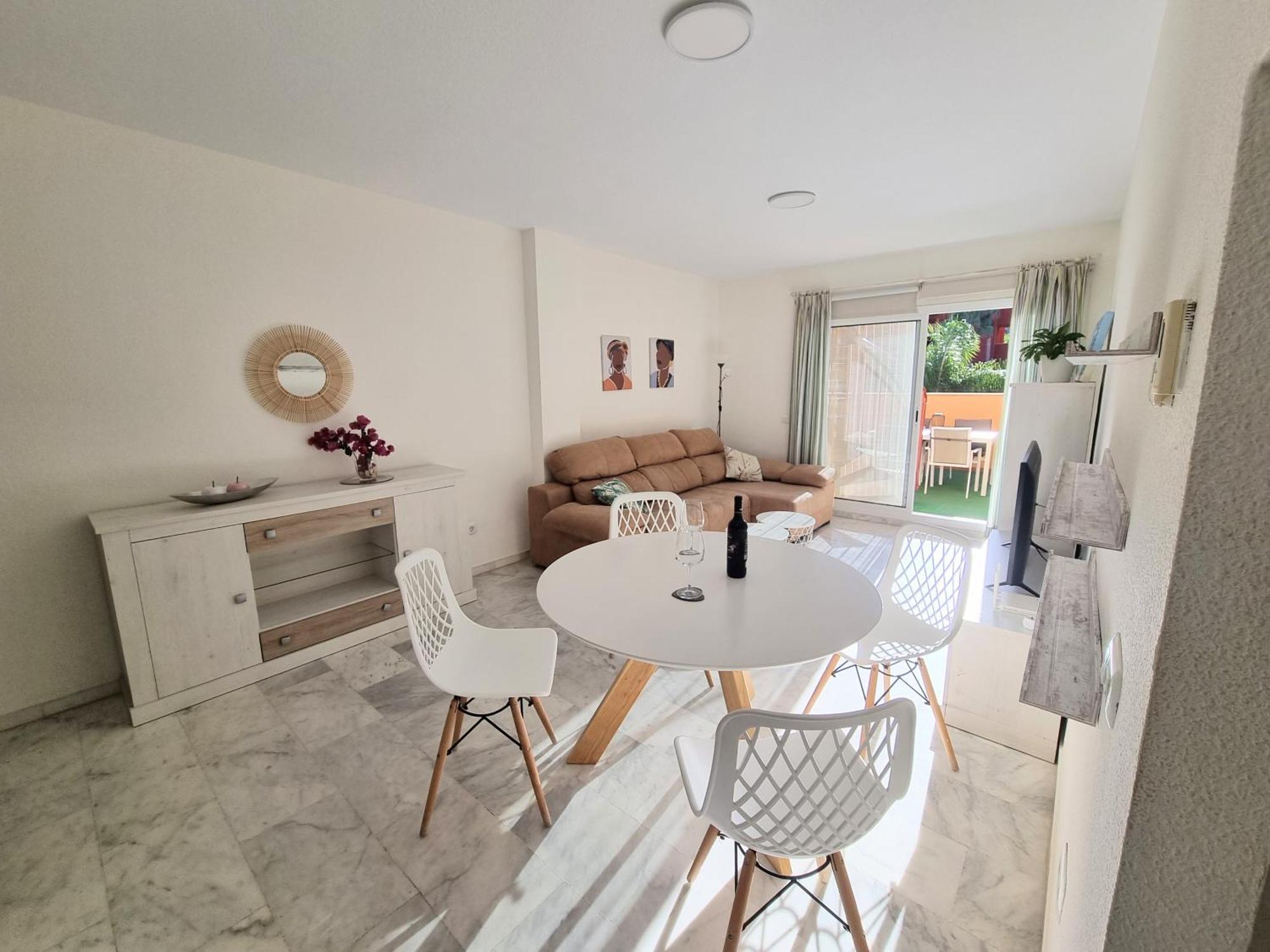Golf & Resort Apartment In La Reserva De Marbella Exterior photo